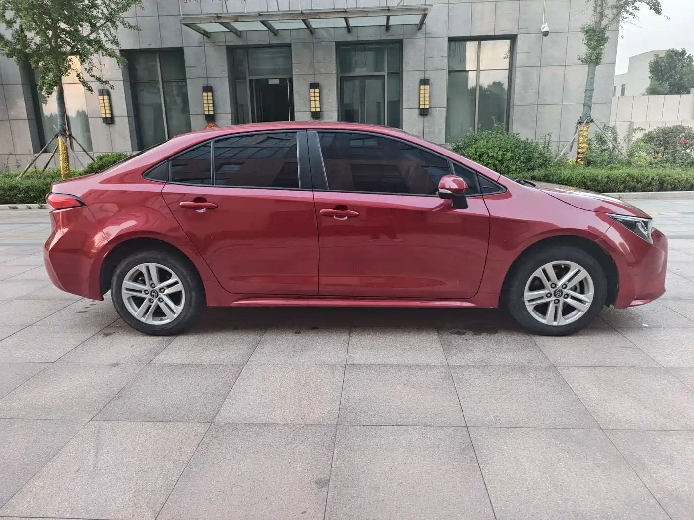 Toyota Levin 2021 185T CVT Luxury Edition фото 4