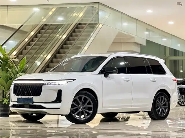 Li Auto Li ONE 2020 Extended Range 6-seater