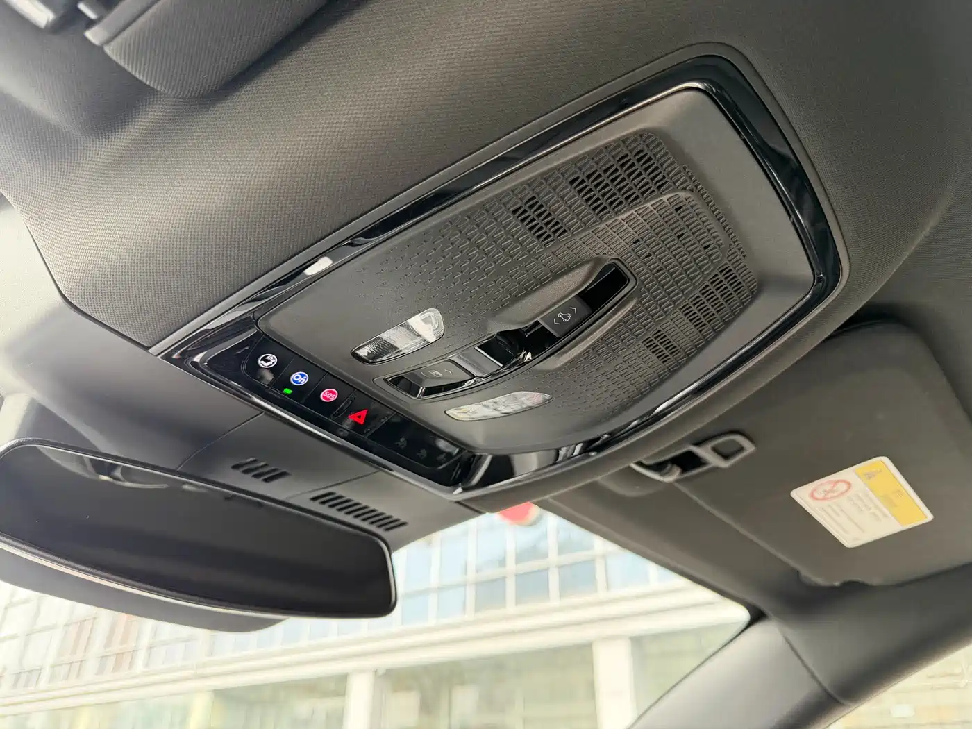 Cadillac XT5 2025 2.0T Luxury фото 15
