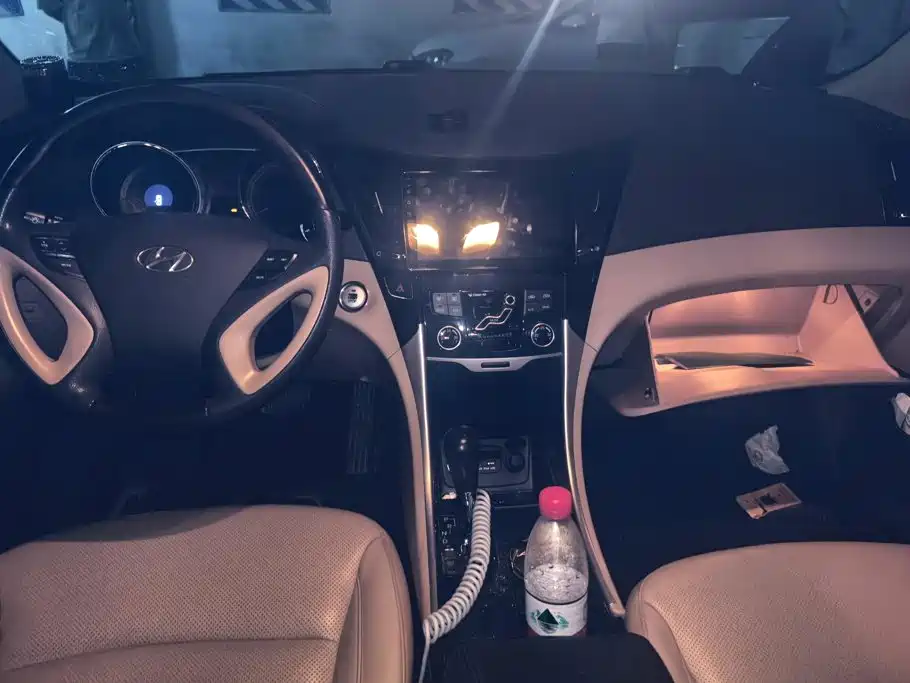 Hyundai Sonata 2013 2013 2.0L Automatic Luxury Edition