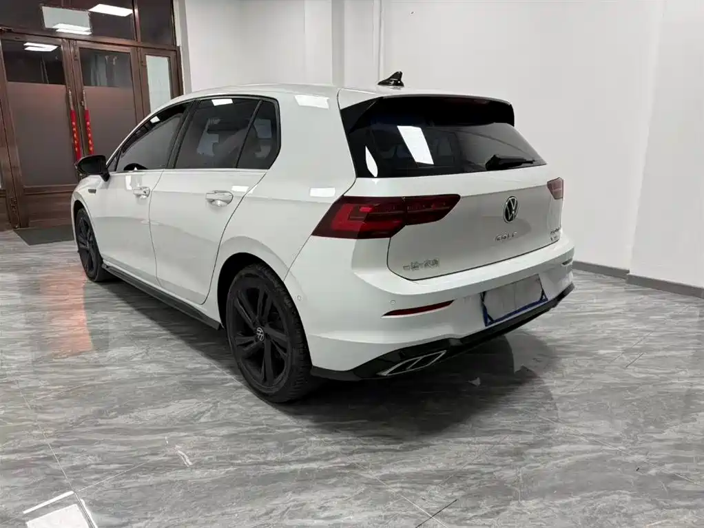 Volkswagen Golf 2021 280TSI DSG R-Line фото 6