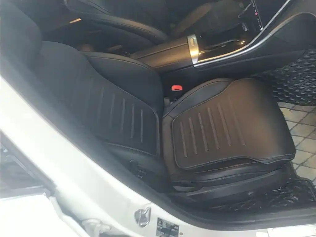 Mercedes-Benz C-Class 2023 C 260 L Sport фото 25