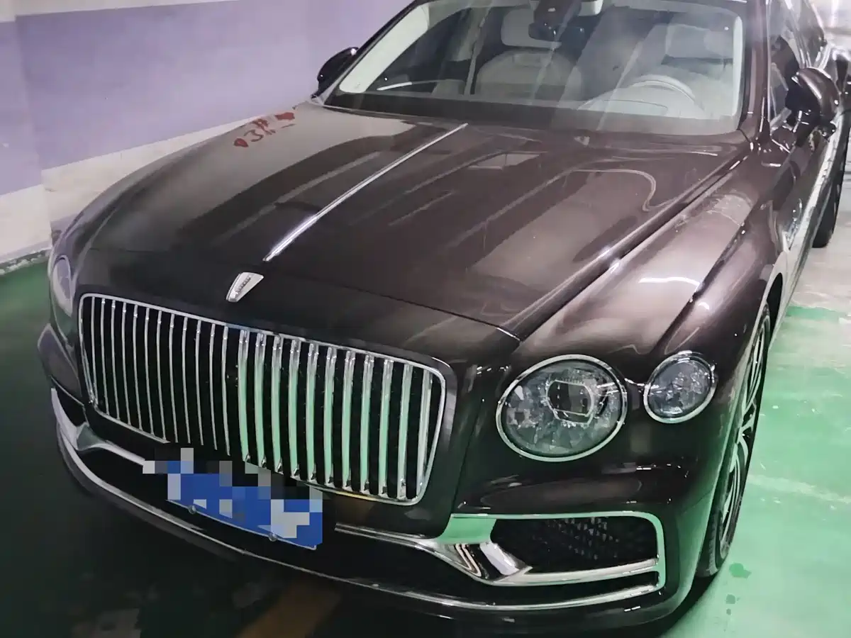Bentley Flying Spur 2025 2024 V8 Edition 8
