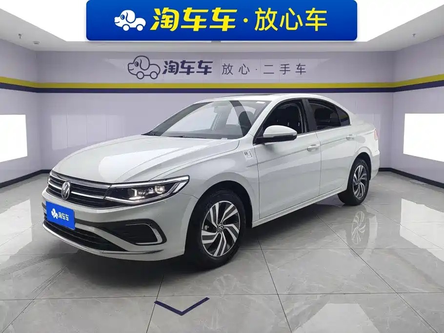 Volkswagen Bora 2025 200TSI DSG Joy Ride Navigation Edition