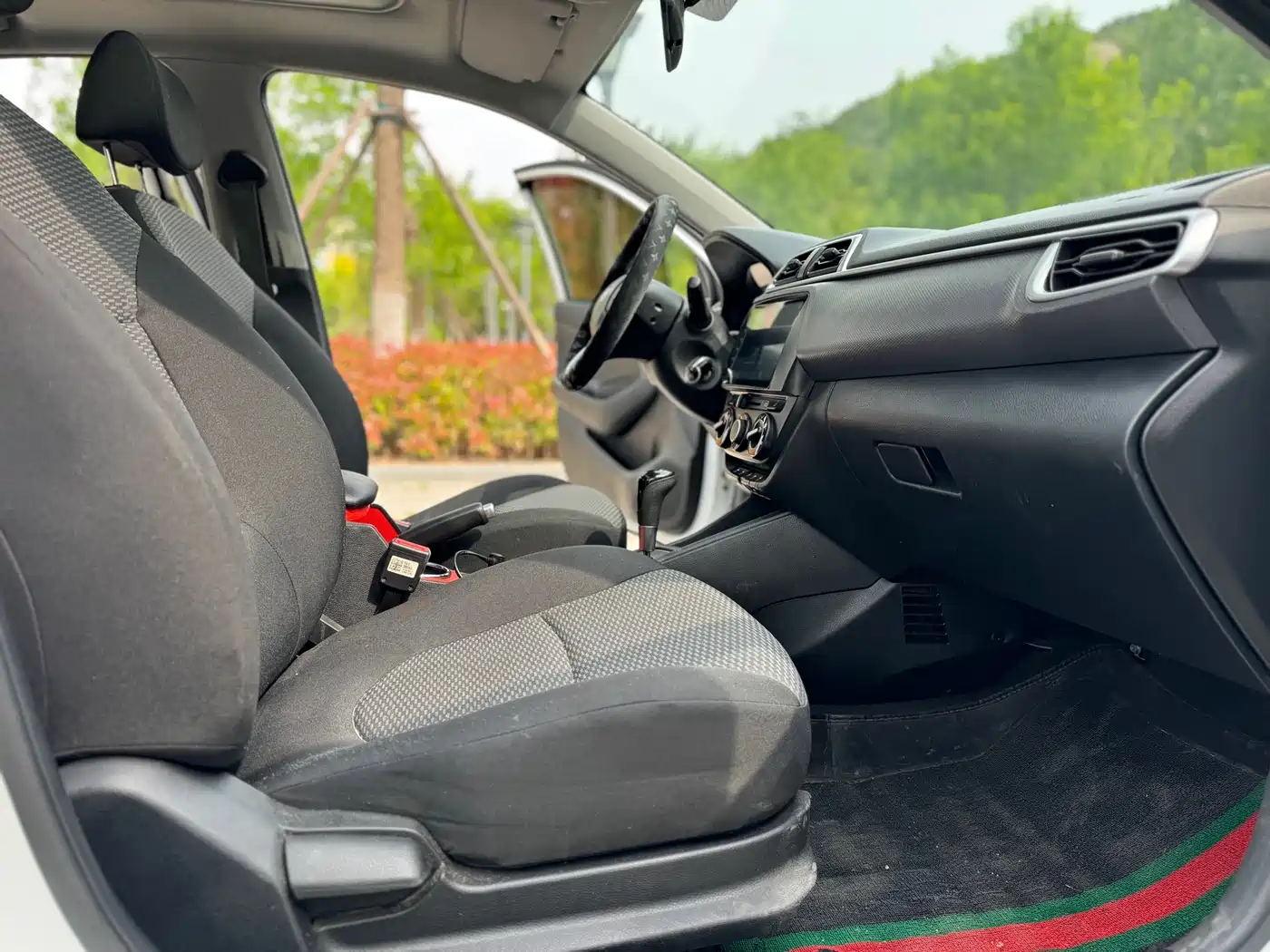 Hyundai Verna 2017 1.4L Automatic Leap Enjoyment Edition China VI фото 6