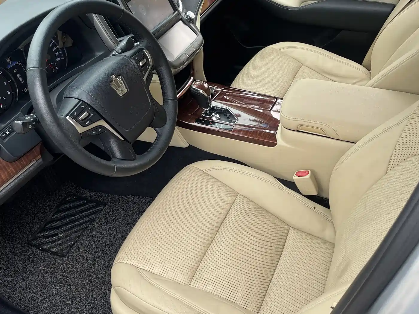 Toyota Crown 2015 2.0T Fashion фото 4