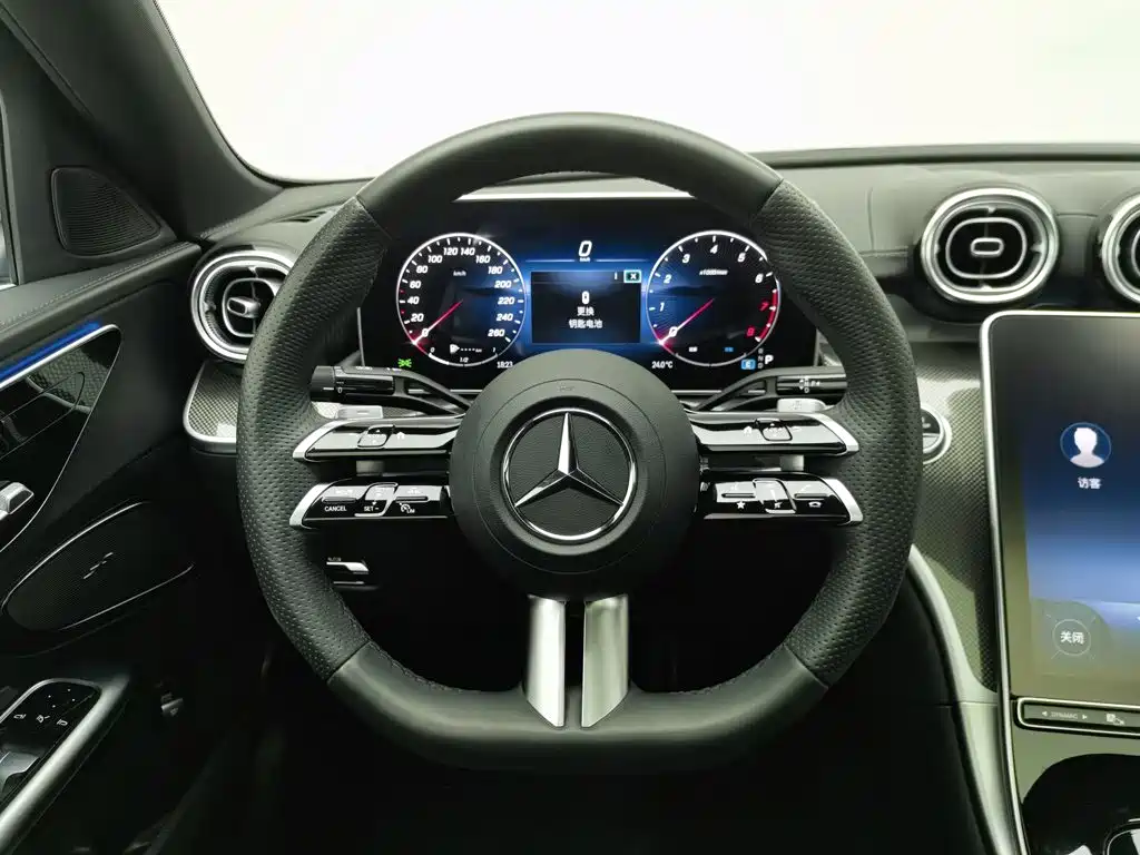 Mercedes-Benz C-Class, миниатюра 11