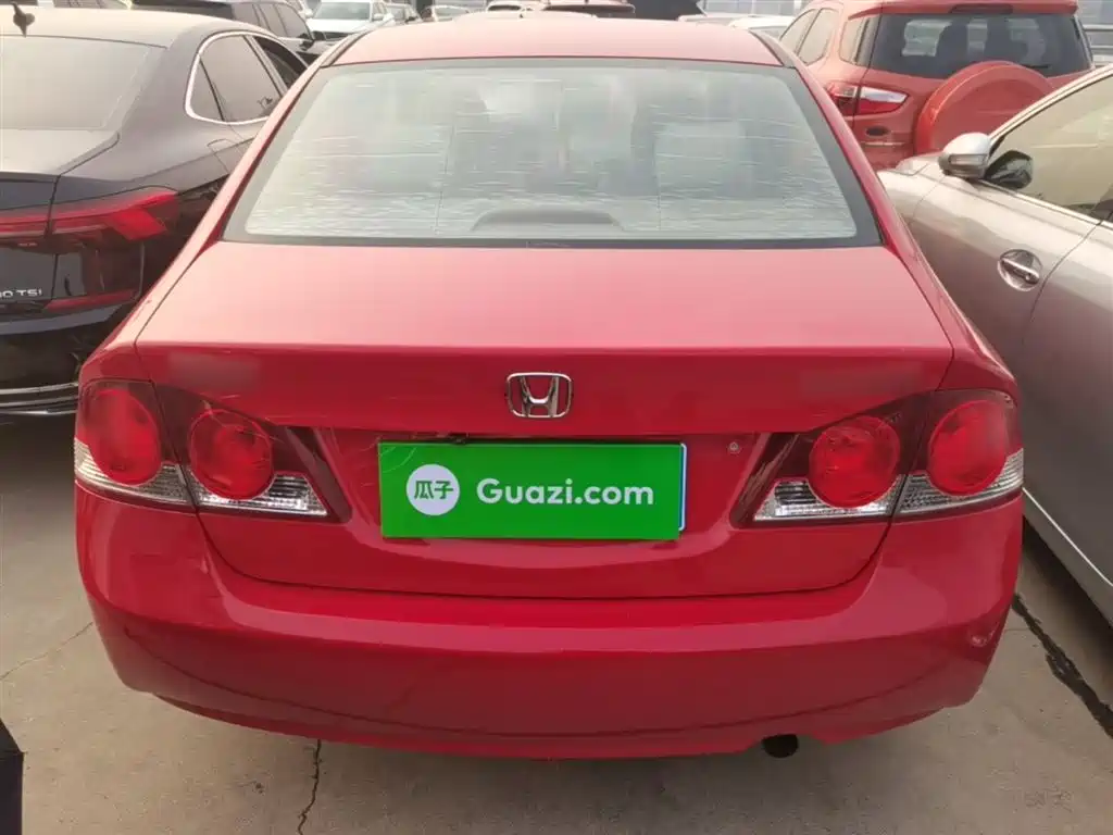 CIIMO CIIMO 2014 2012 1.8L Automatic