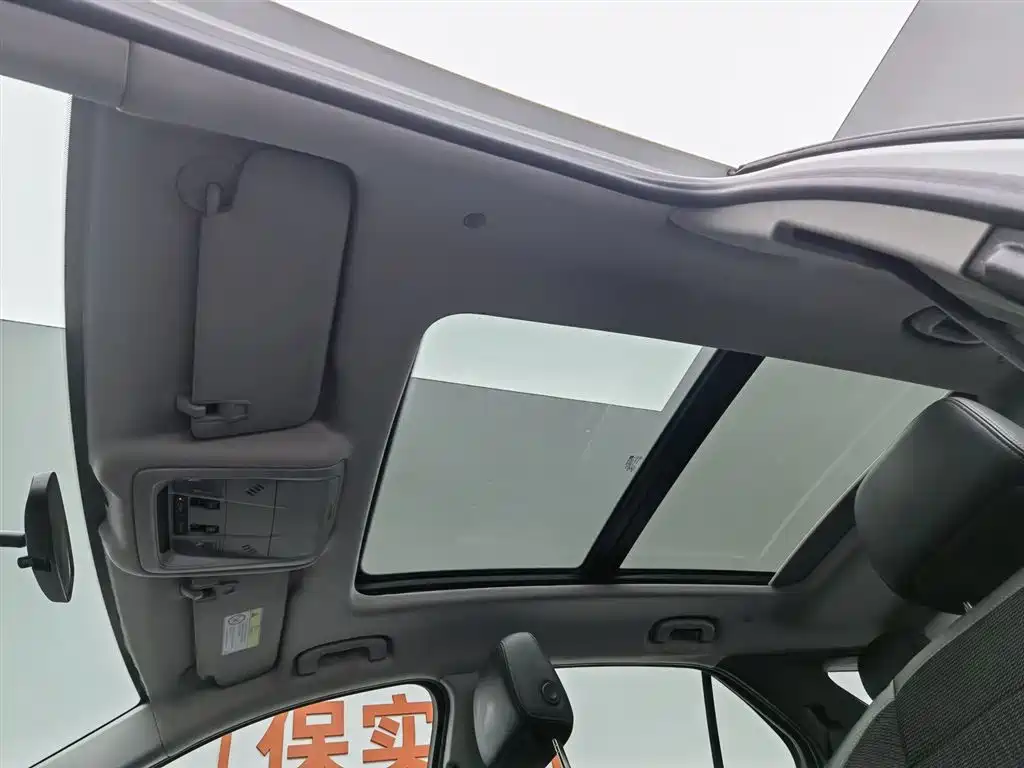 Chevrolet Equinox 2018 535T Automatic Galloping Edition фото 14