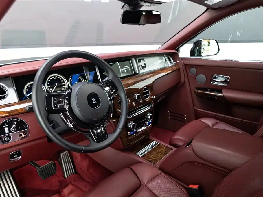 Rolls-Royce Phantom 2019 2018 6.7T Standard Wheelbase Version