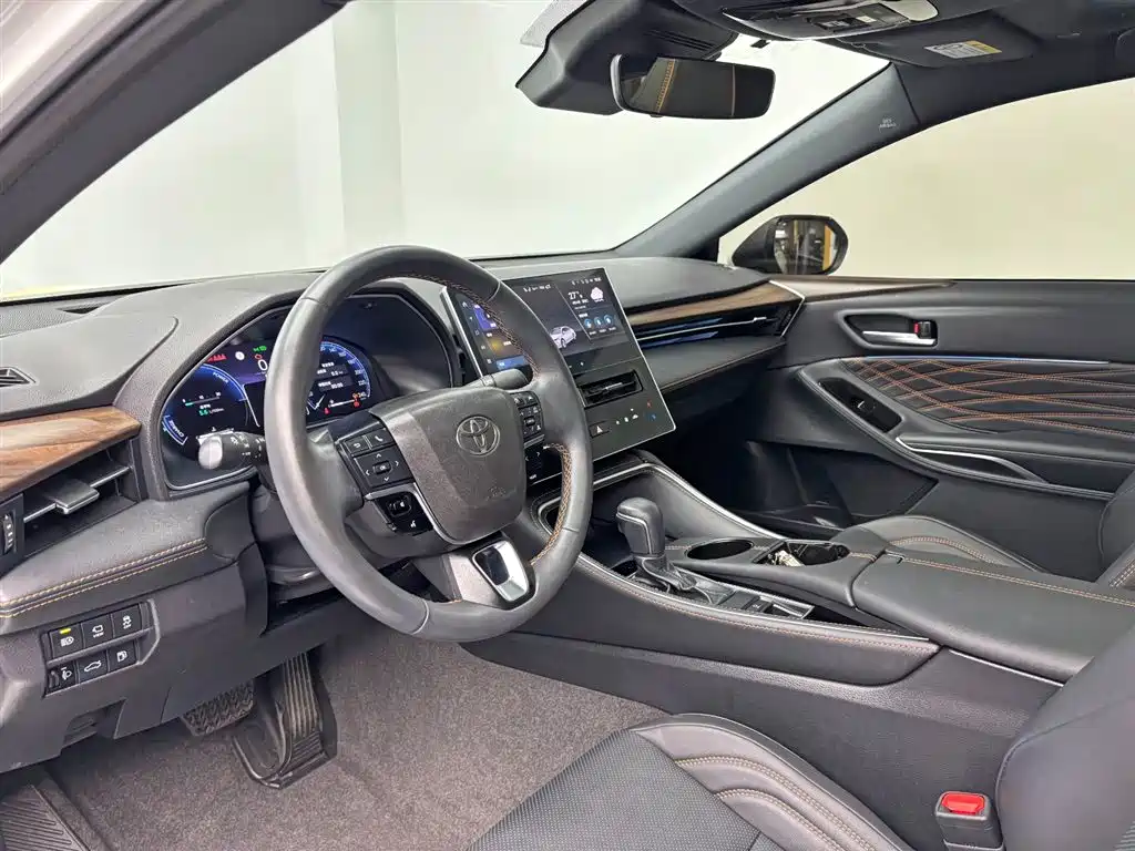 Toyota Avalon 2024 Model Hybrid 2.0L Prestige Edition фото 13