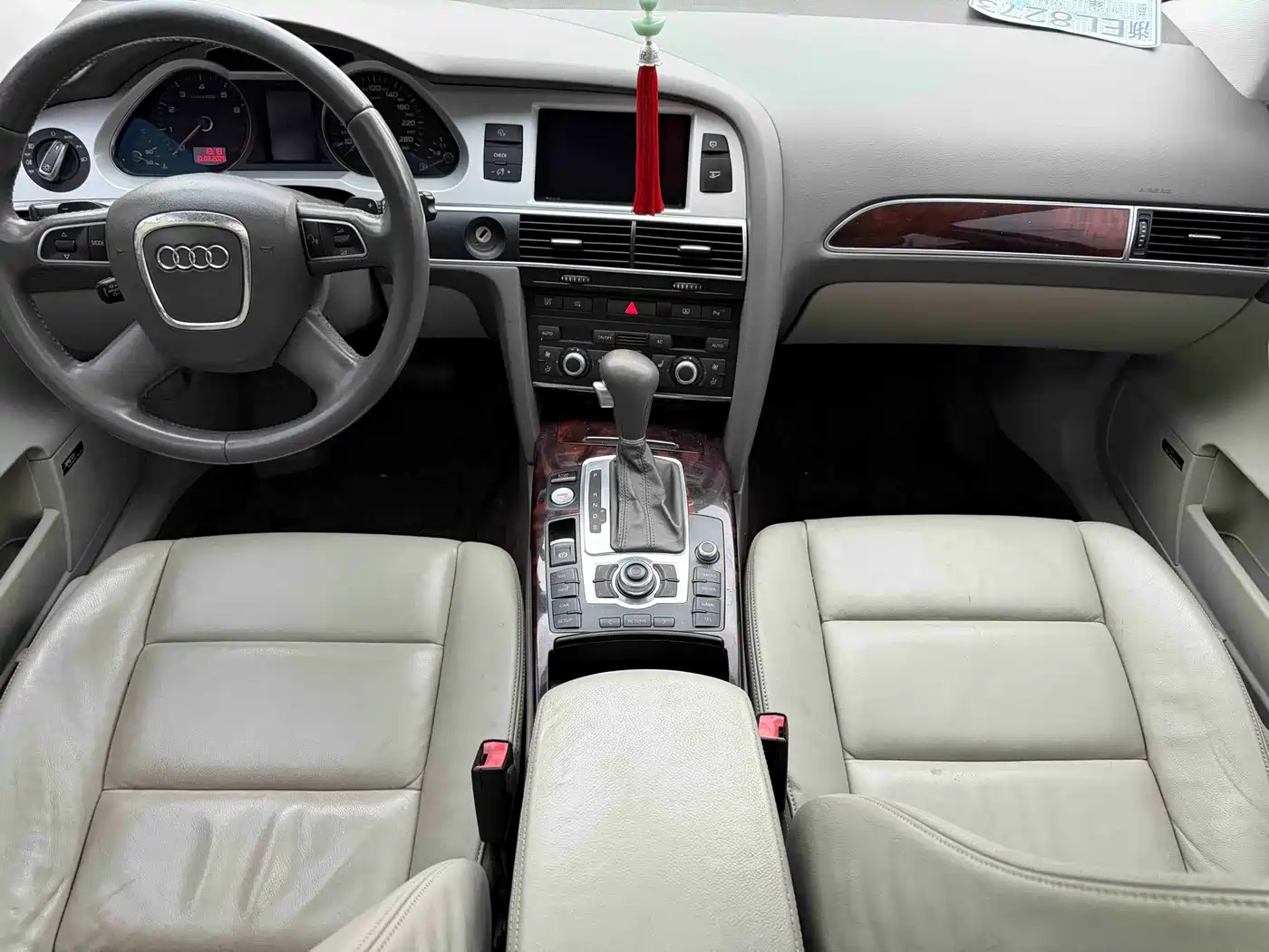 Audi A6L 2011 Model 2.8 FSI Comfort фото 11