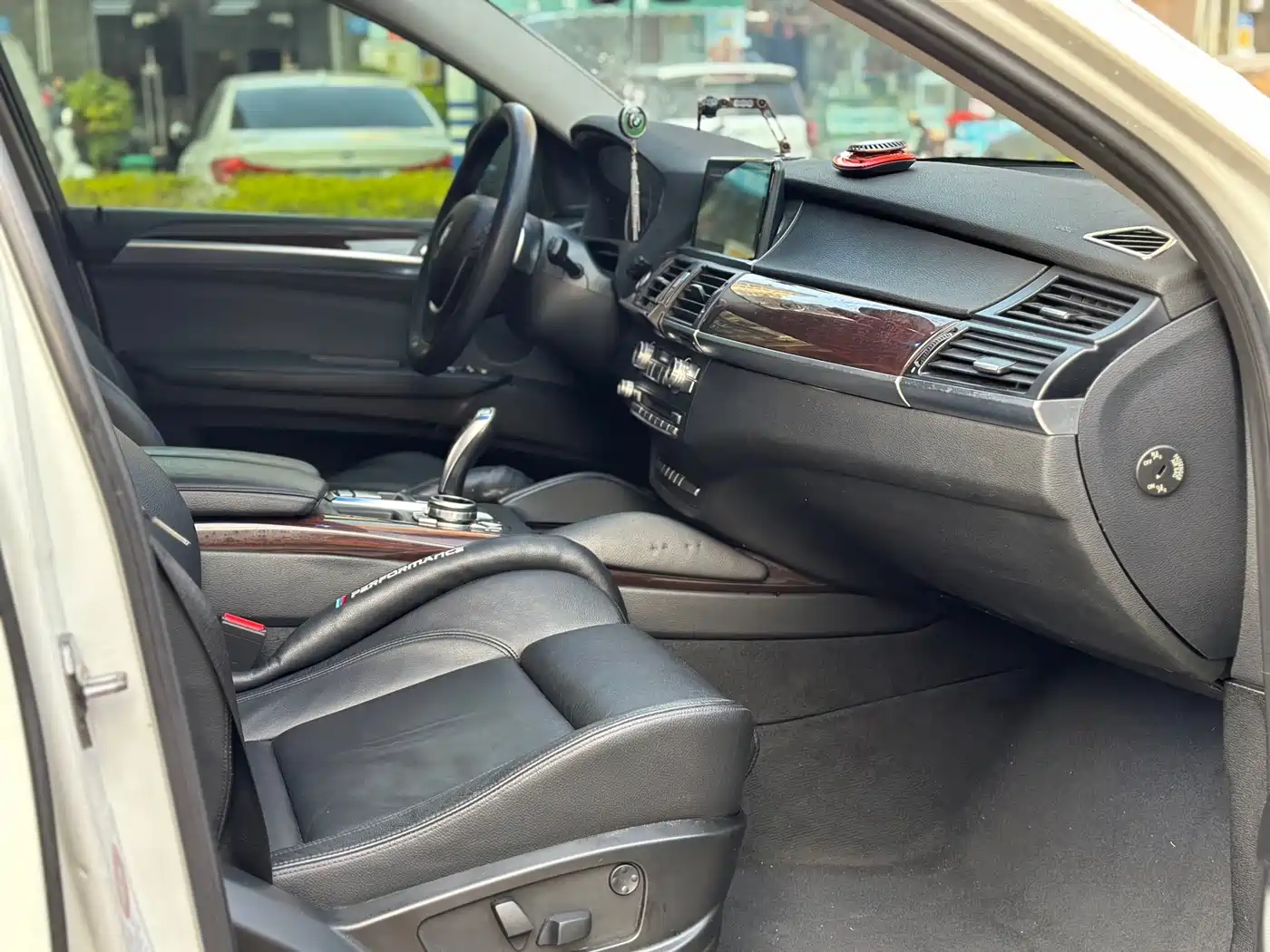 BMW X6 2011 xDrive35i фото 12
