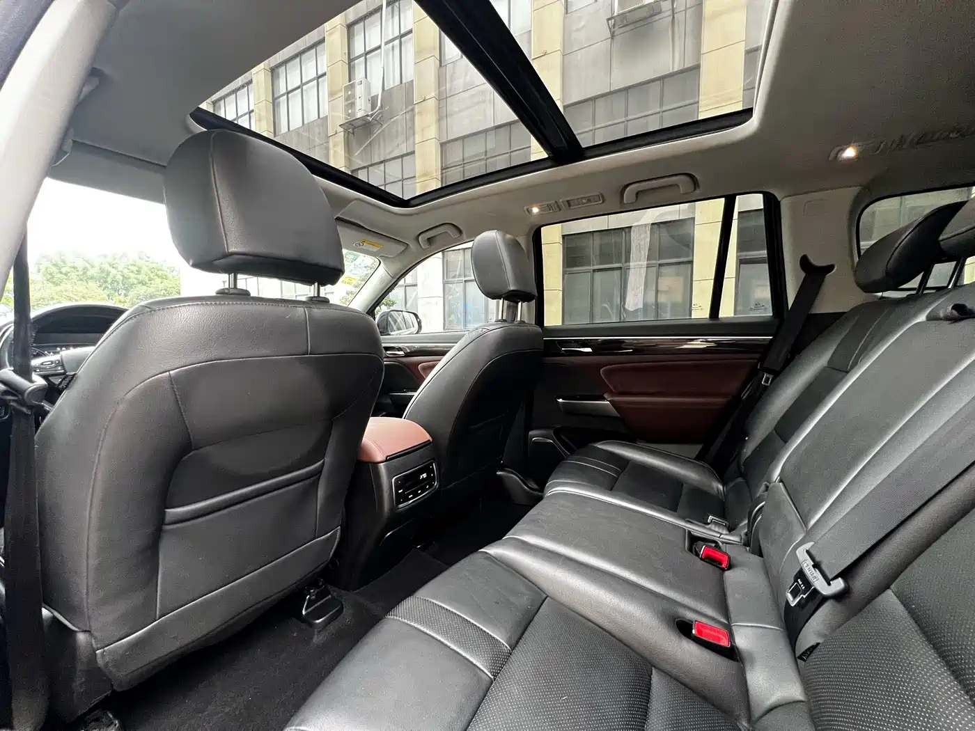 GAC Trumpchi Trumpchi GS8 2017 2017 320T 2WD Luxury Smart Connect (7-seater)