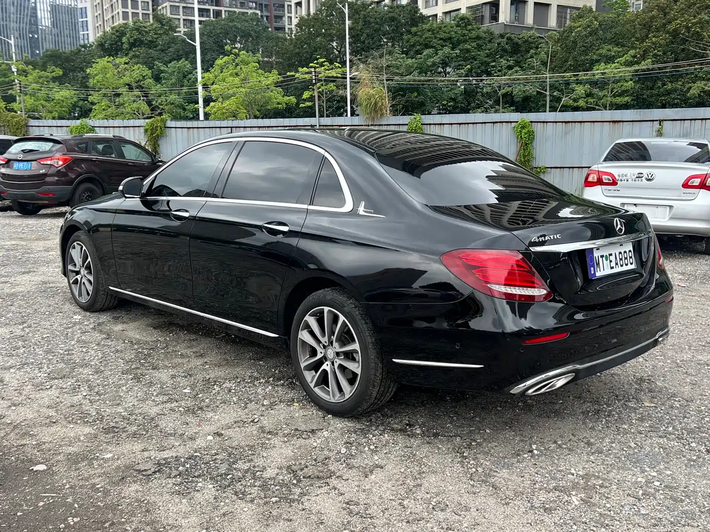Mercedes-Benz E-Class 2016 E 200 L фото 4