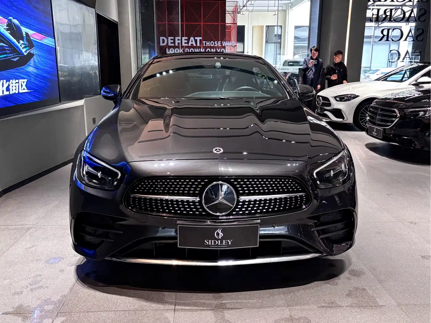 MERCEDES-BENZ E CLASS