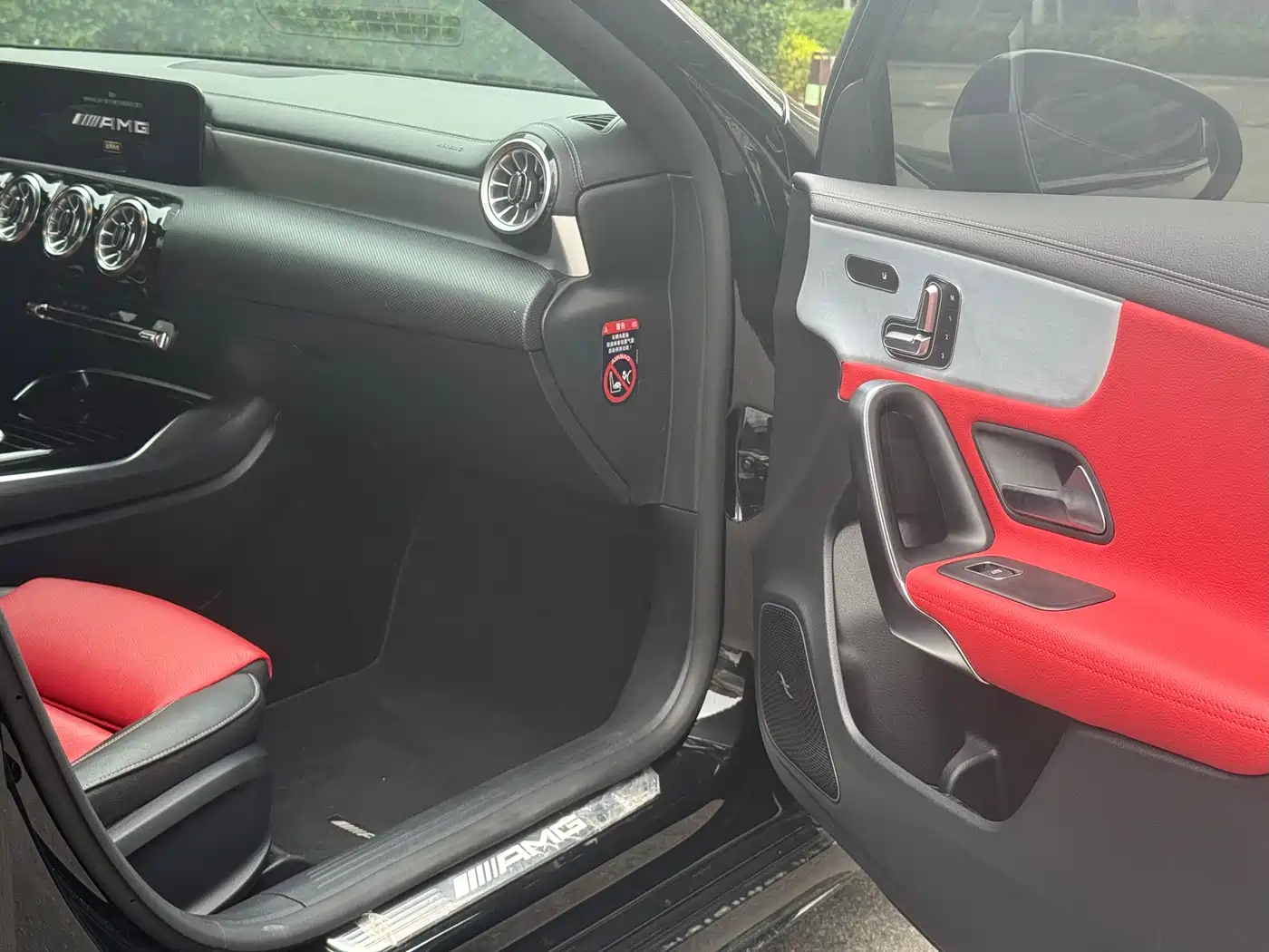 Mercedes-Benz A-Class AMG (Import) 2023 AMG A 35 4MATIC фото 19