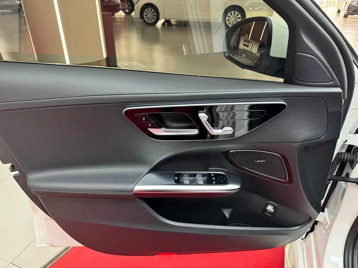 Mercedes-Benz C-Class 2024 Facelift III C 260 L Sport фото 11
