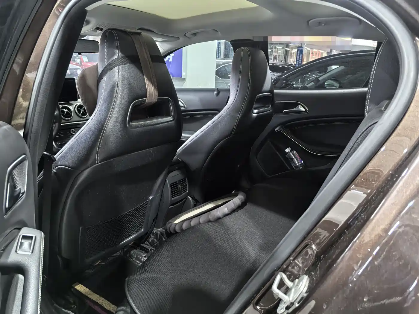 Mercedes-Benz GLA 2016 GLA 220 4MATIC Fashion фото 12