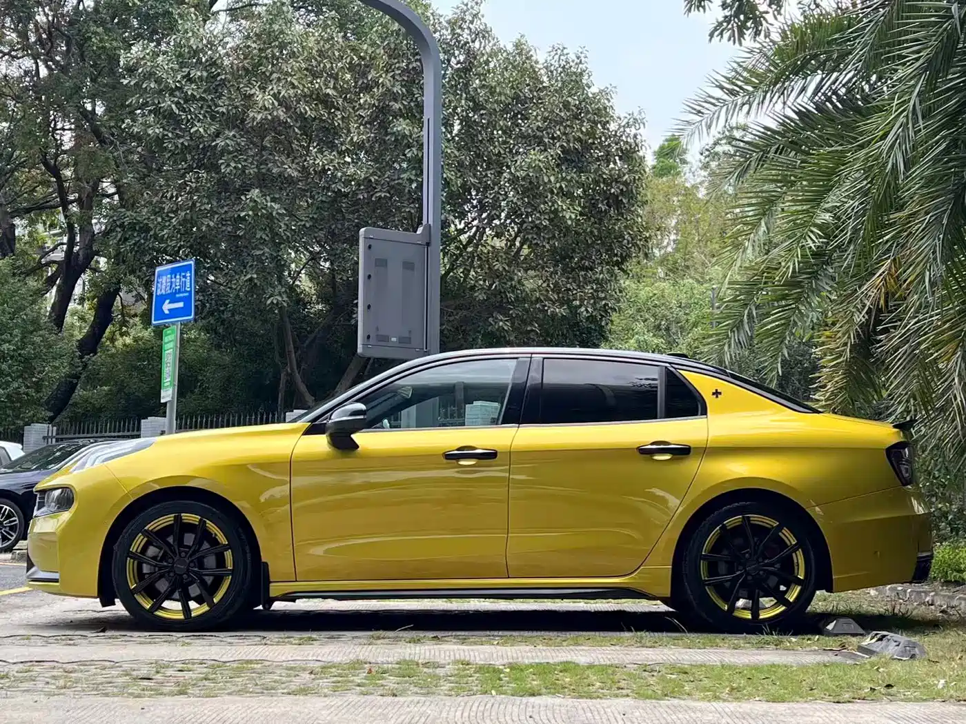 Lynk & Co 03 2020 03+ 2.0TD Auto Wind Master Edition фото 6