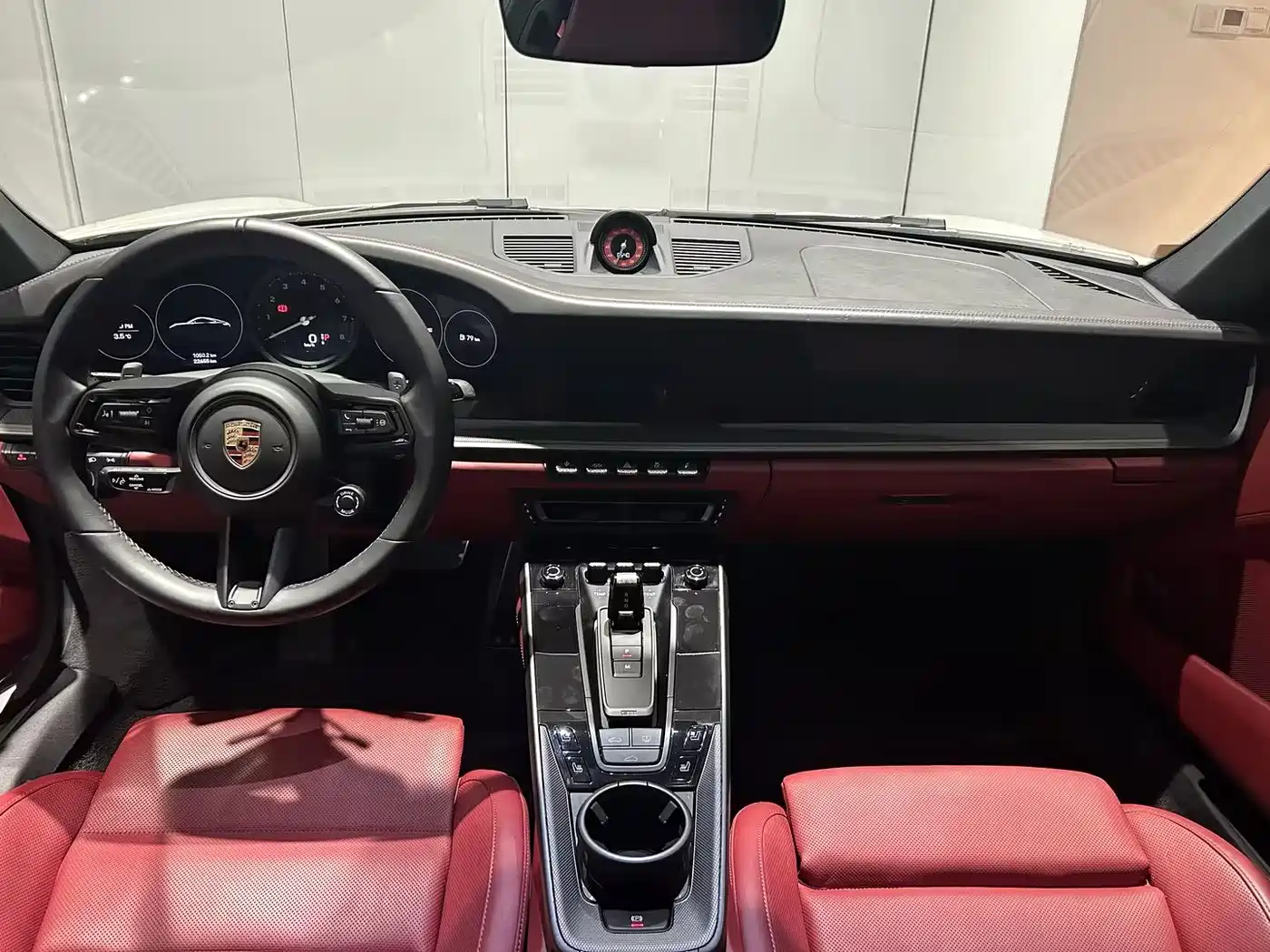 Porsche 911 2023 Carrera 3.0T фото 8