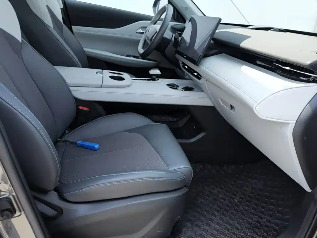 Changan UNI-Z 2024 2025 1.5T Luxury Edition