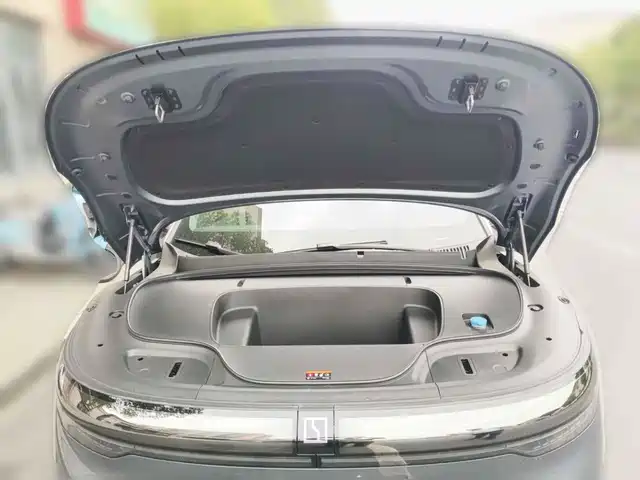 ZEEKR 7X 2025 100kWh Long Range RWD Smart Driving Edition — фото 3