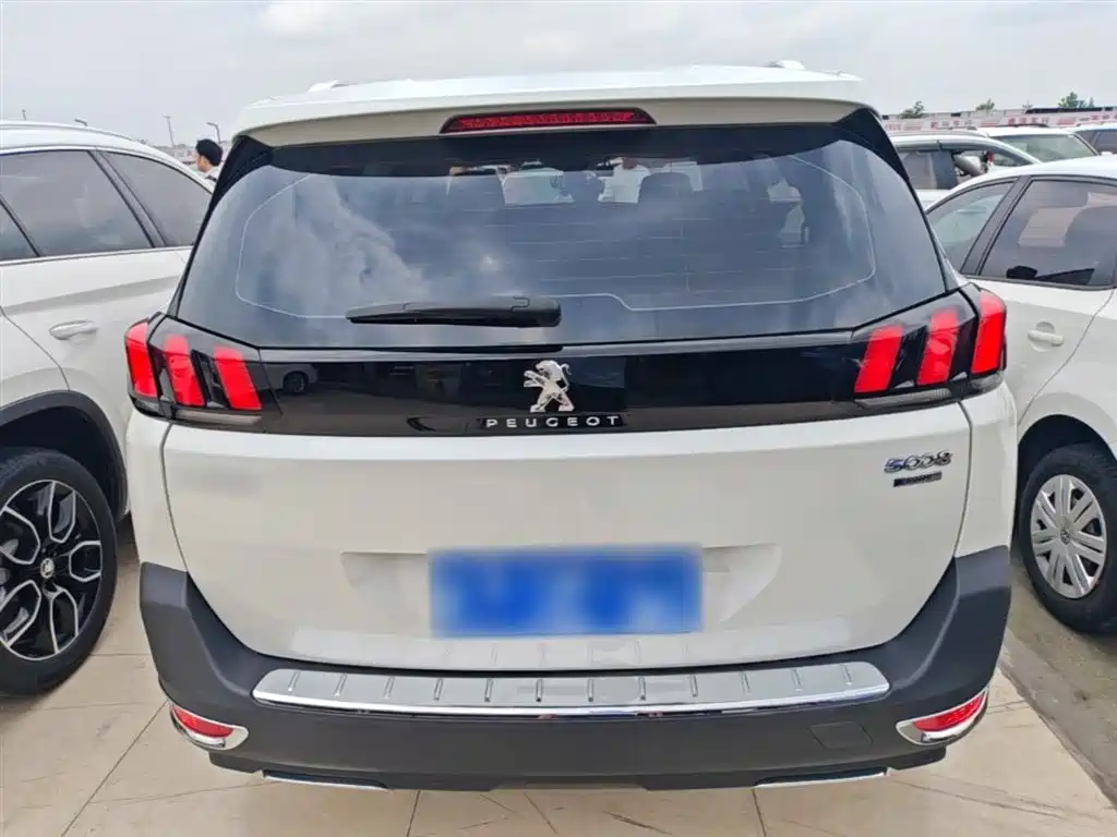 Peugeot 5008 2017 380THP 7-Seater Unlimited Edition фото 6