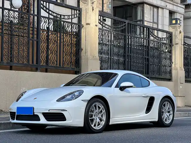 PORSCHE 718