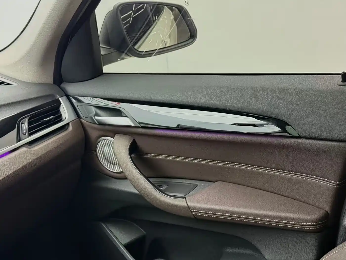 BMW X1 2022 sDrive20Li Fashion фото 11
