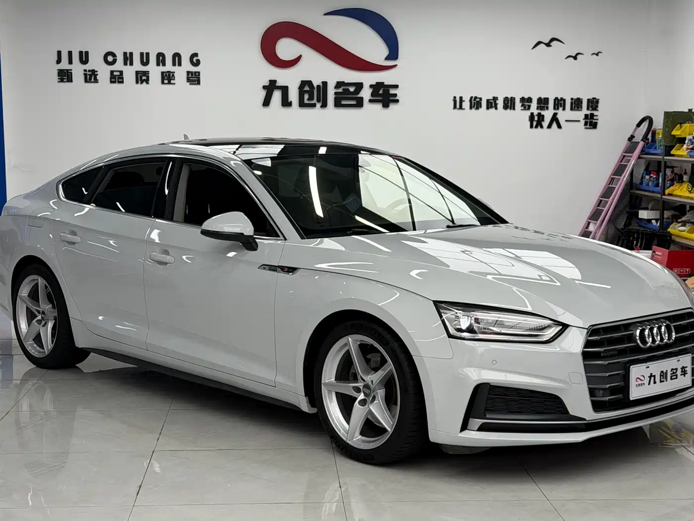 Audi A5 (Import) 2017 Sportback 40 TFSI Fashion фото 3