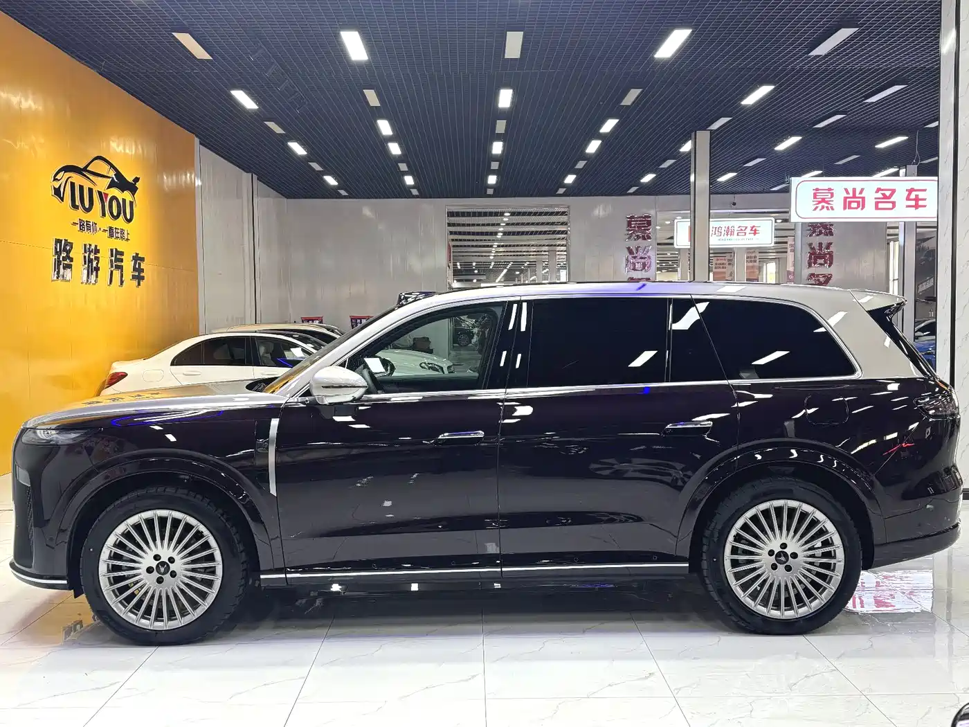 Voyah Auto VOYAH Taisan 2026 Model Base фото 3