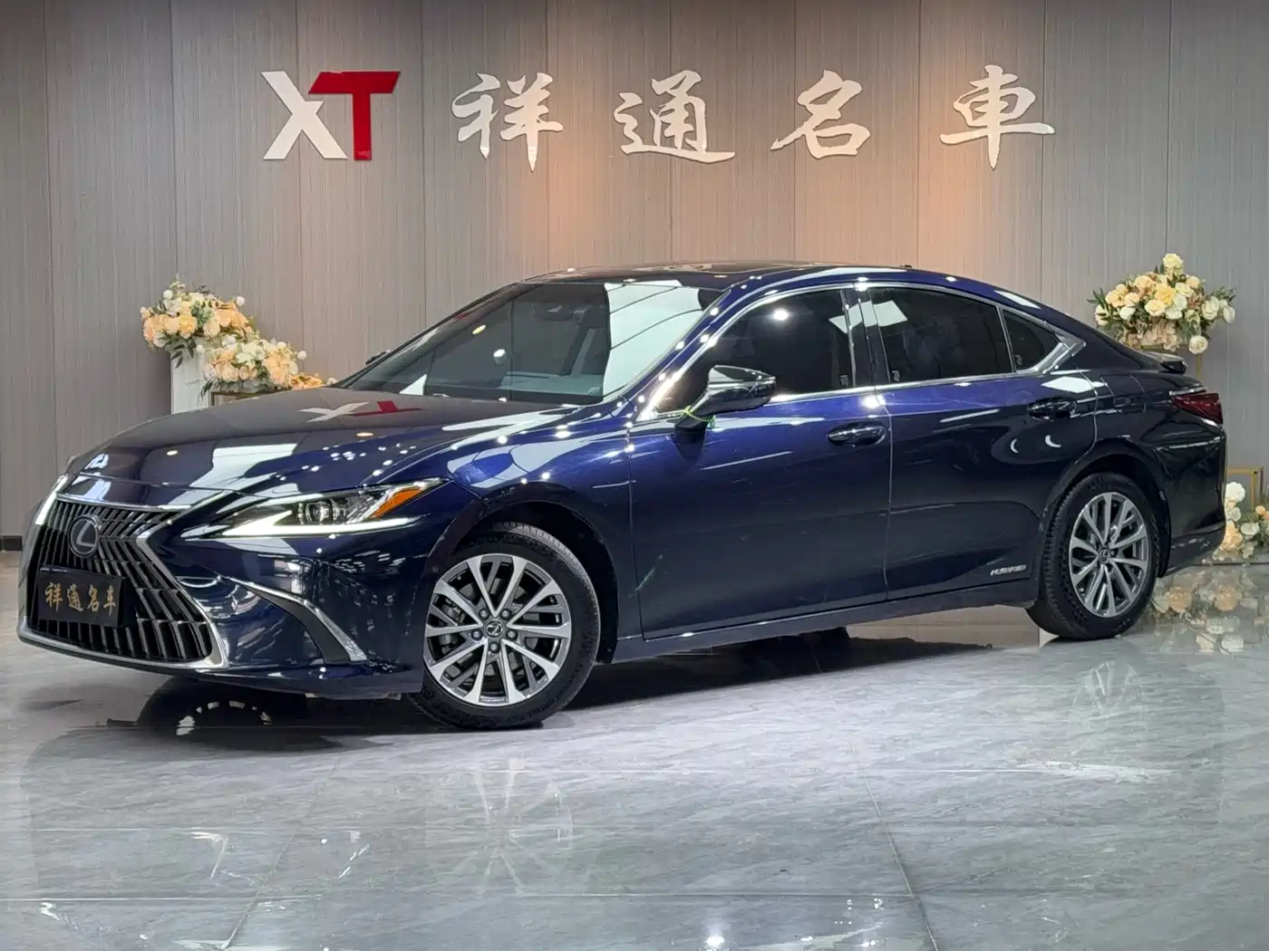 Lexus ES 2021 300h Excellence Edition