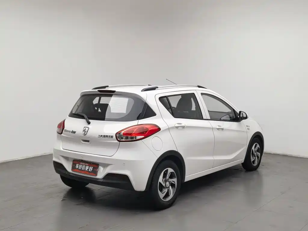 Baojun 310 2017 2017 1.5L Auto Fashion