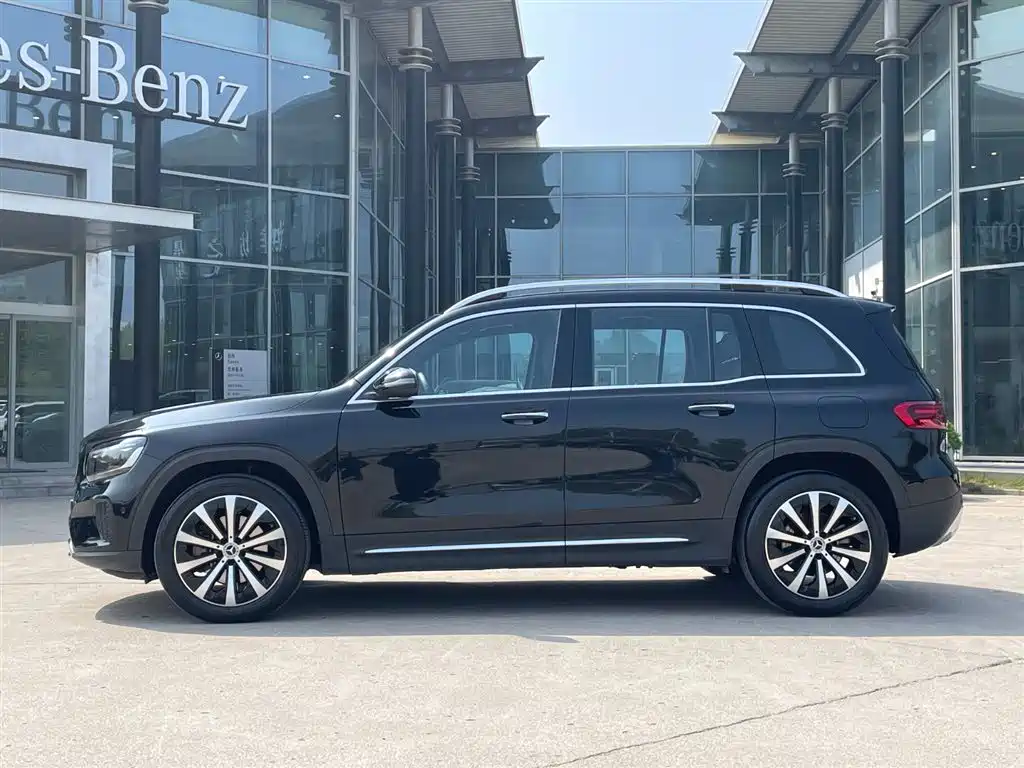 Mercedes-Benz GLB 2024 GLB 220 Fashion фото 3