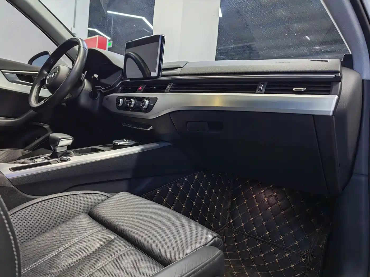 Audi A4L 2020 35 TFSI Fashion Dynamic Edition фото 21