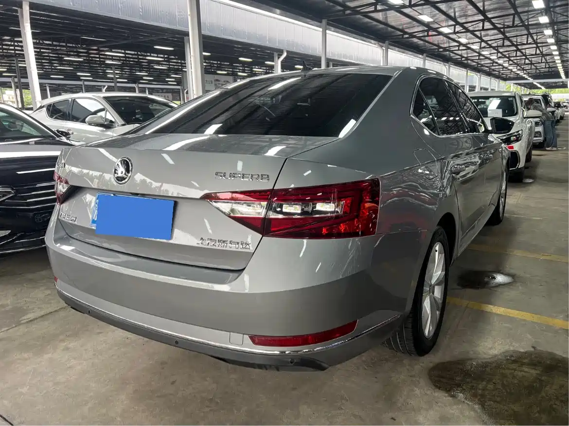 Škoda Superb 2018 TSI280 DSG Comfort (China V) фото 4