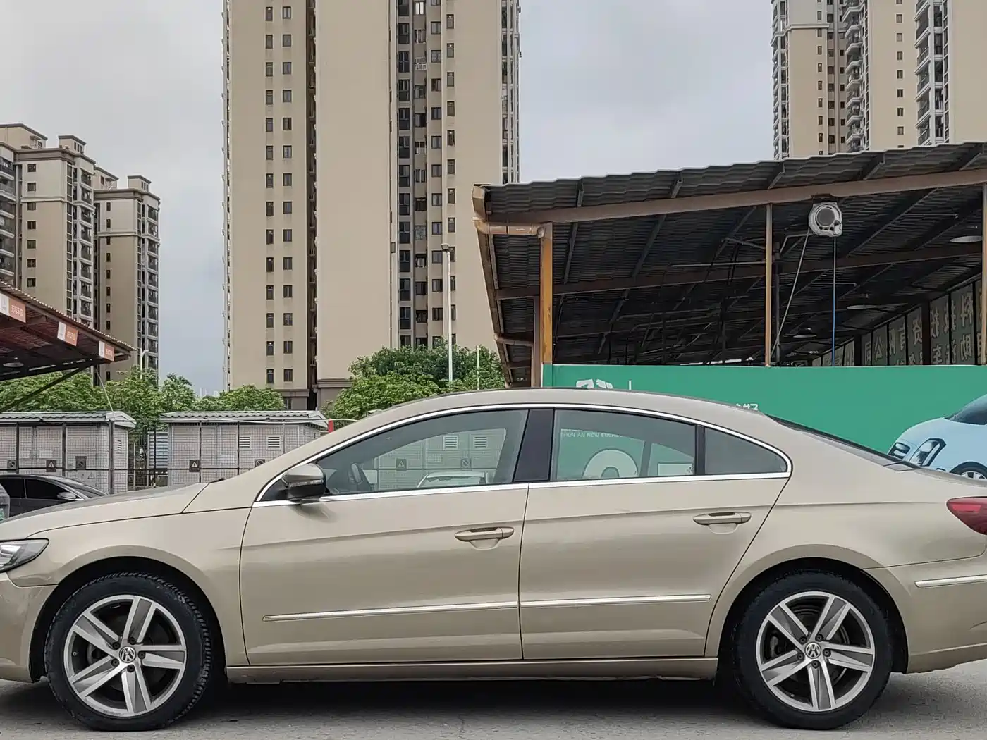 Volkswagen FAW-Volkswagen CC 2016 Model 1.8TSI Premium фото 7