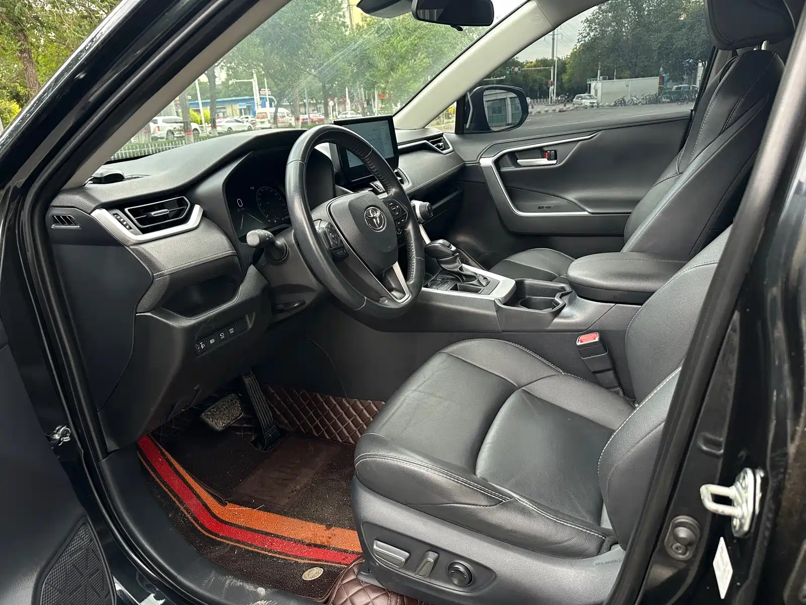 Фото 4 - Toyota Wildlander