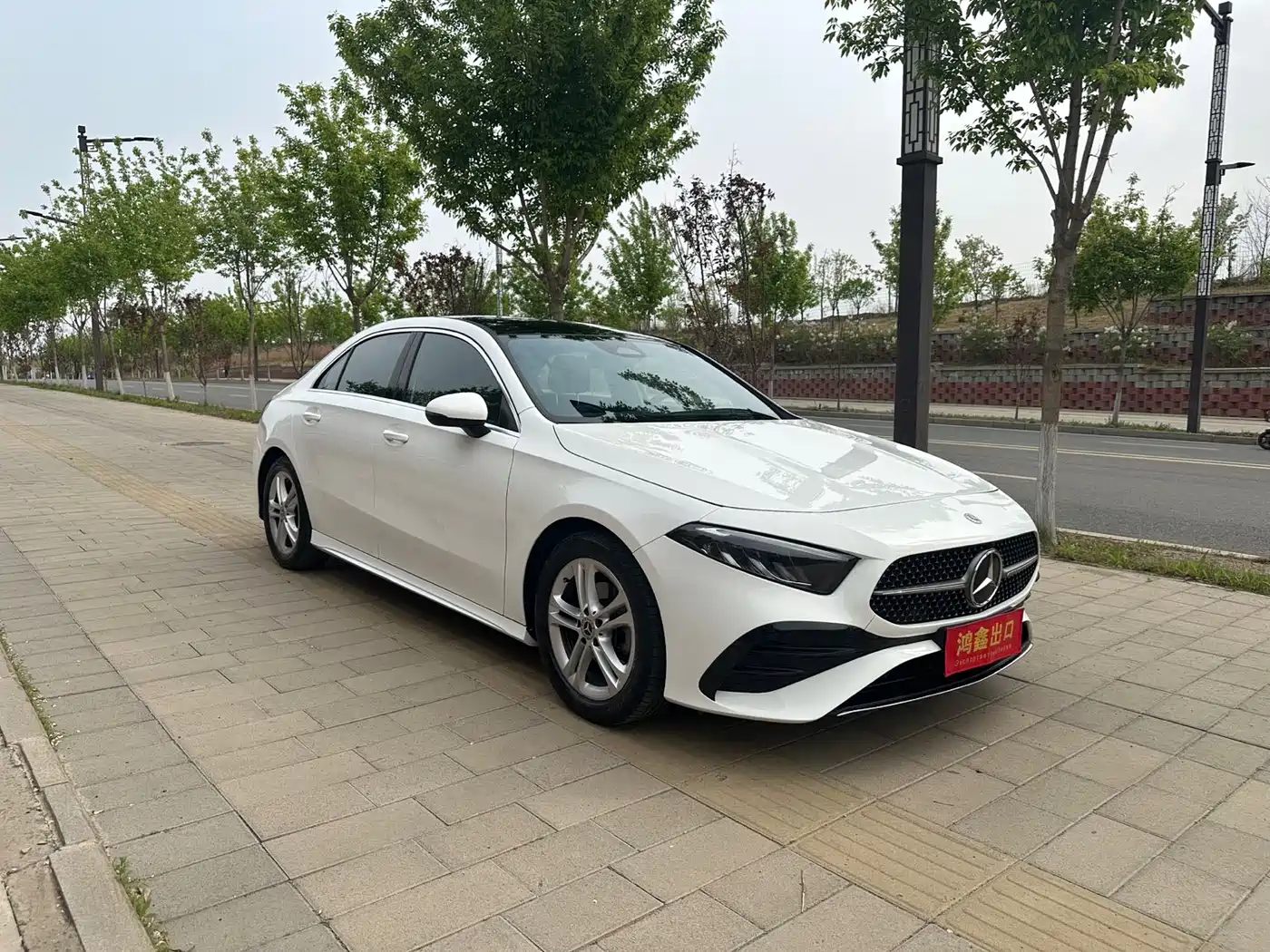 Mercedes-Benz A-Class 2023 A 180 L фото 3