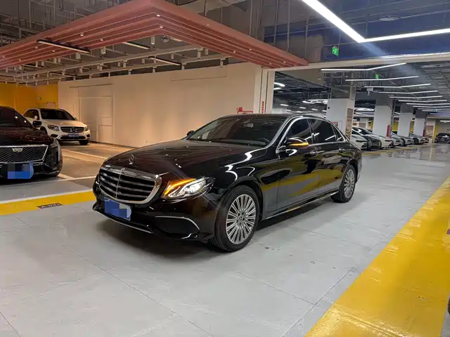 MERCEDES-BENZ E CLASS