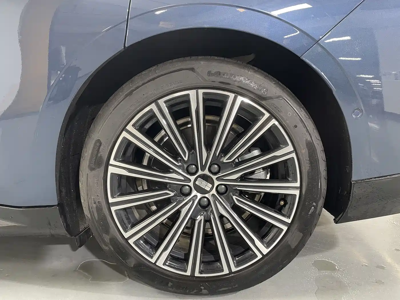 Geely Galaxy Galaxy Xingyao 8 2025 130km EM-P Starship Edition фото 19