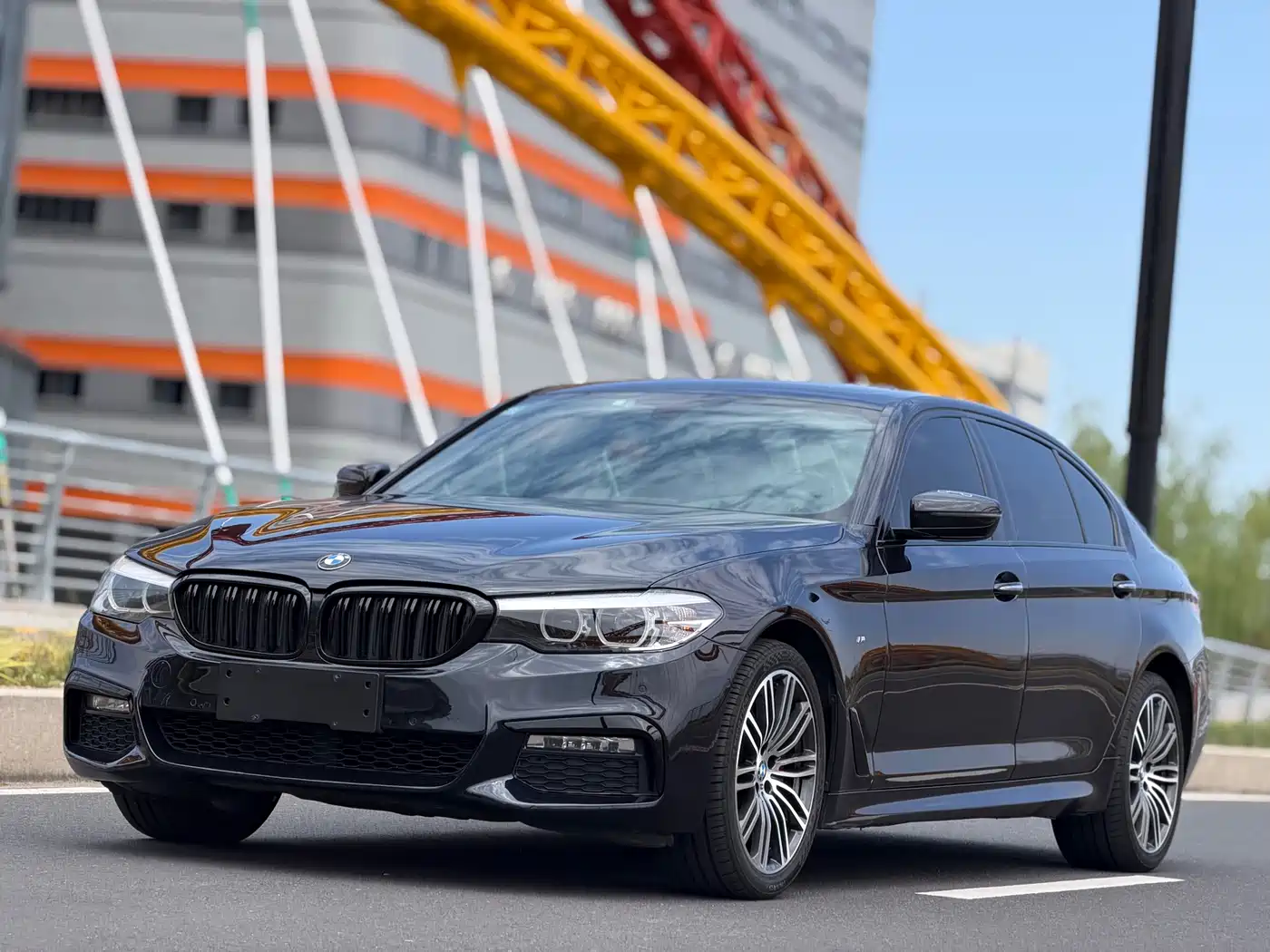 BMW 5 Series 2019 525Li M Sport Package