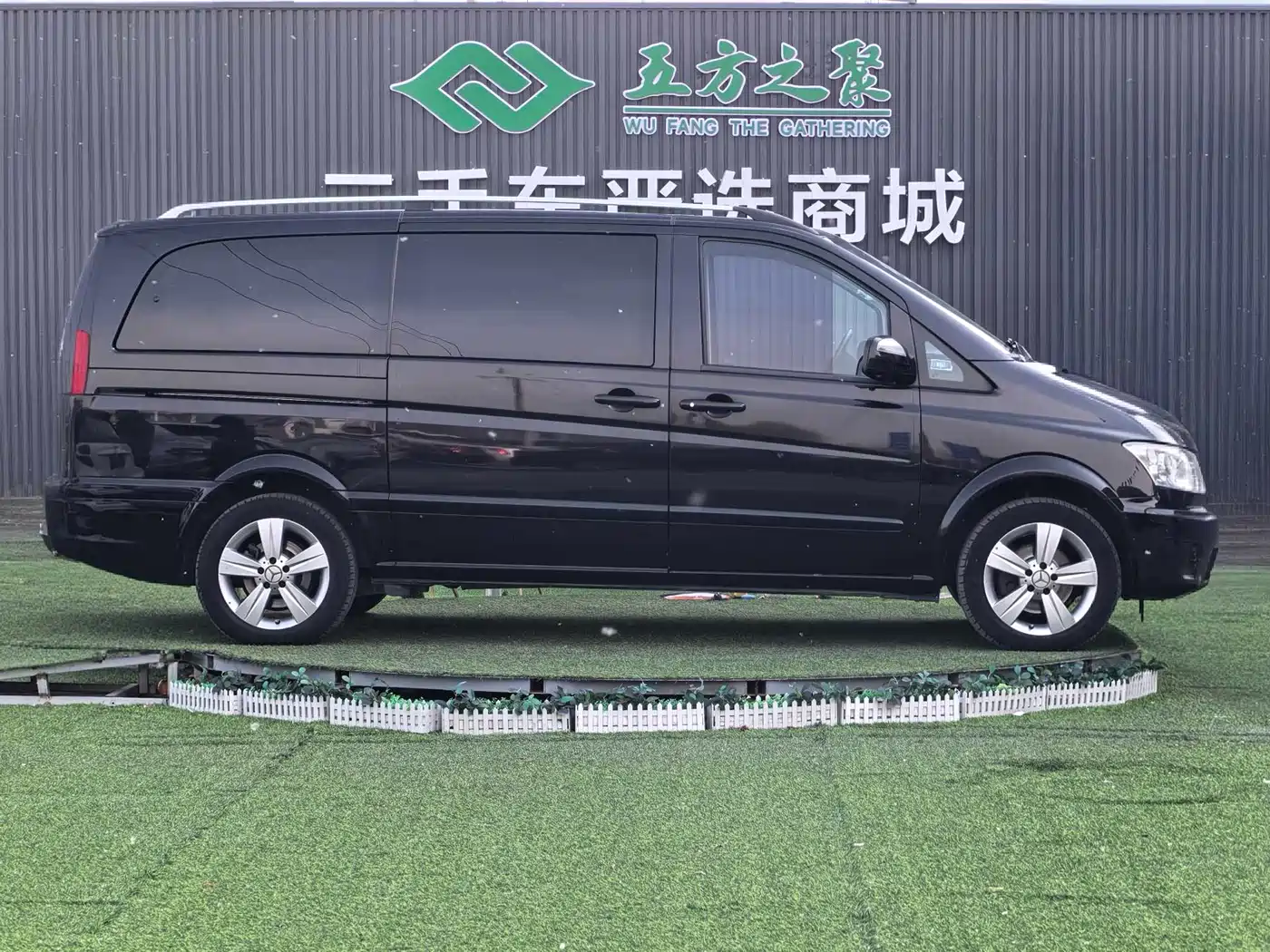 Mercedes-Benz Viano 2015 3.0L Partner Edition фото 4