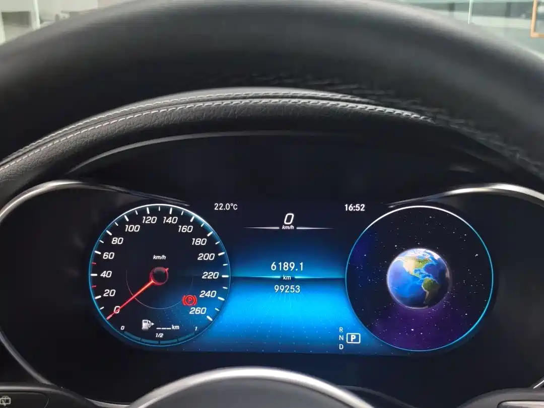 Mercedes-Benz GLC 2020 Facelift GLC 260 L 4MATIC Dynamic фото 17