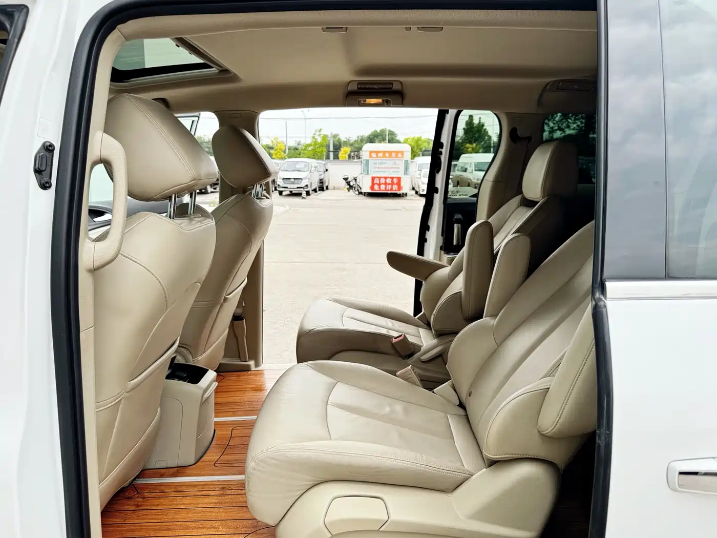 Buick GL8 2018 28T Luxury Model China VI фото 11