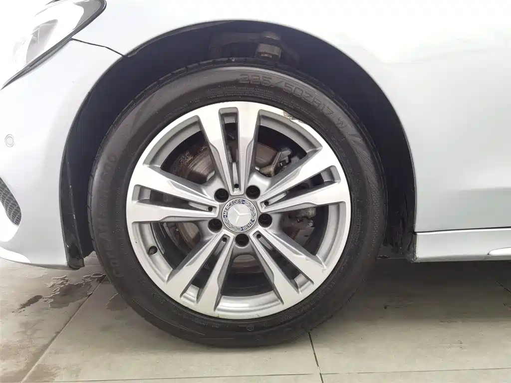 Mercedes-Benz C-Class 2017 C 200 L Sport фото 17