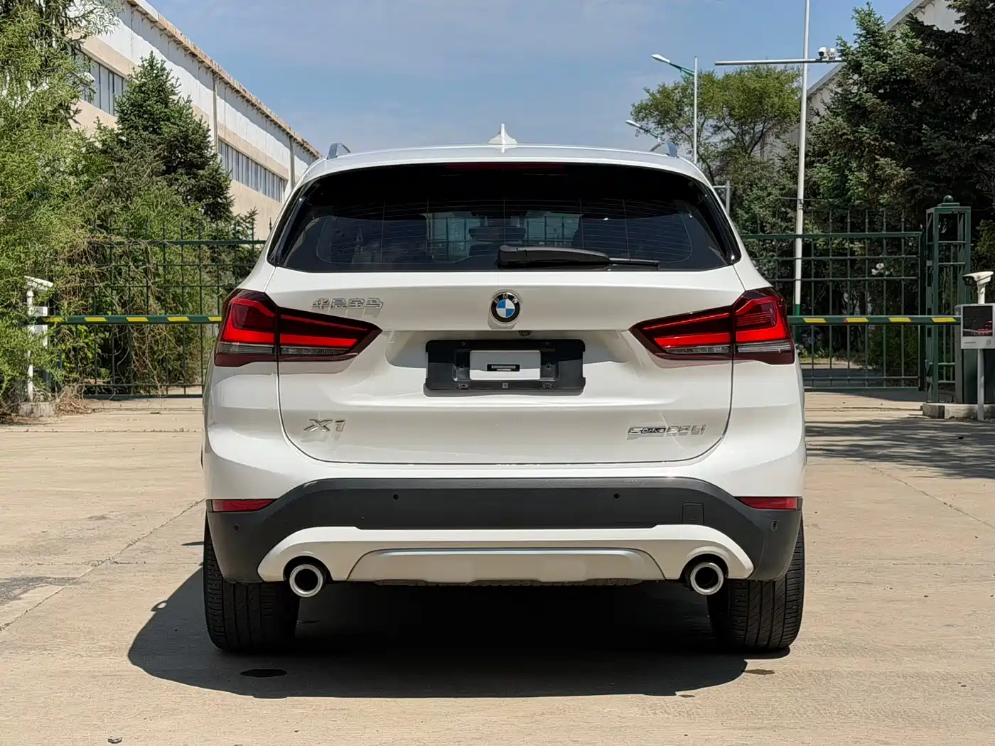 BMW X1 2022 sDrive20Li Fashion фото 6