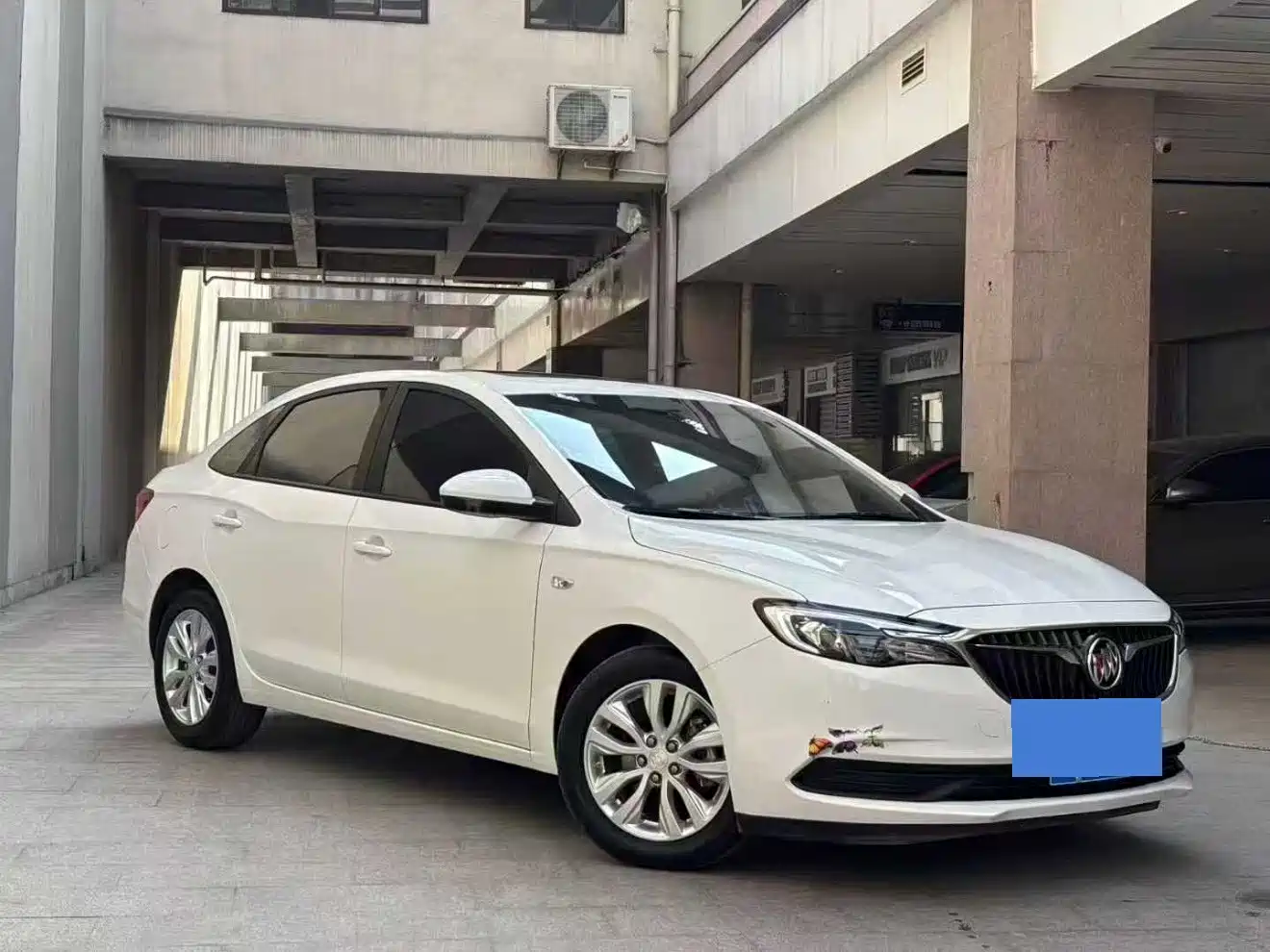 Фото 3 - Buick Excelle