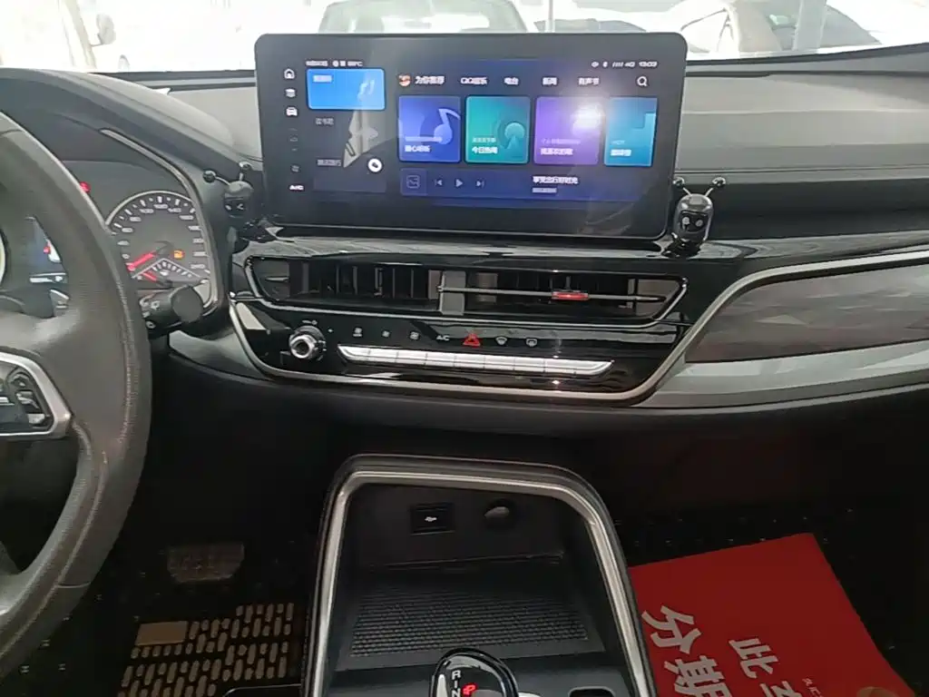 Фото 13 - Haval H6